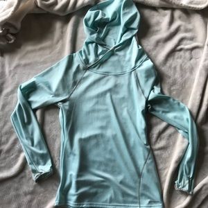 Patagonia light weight pull over